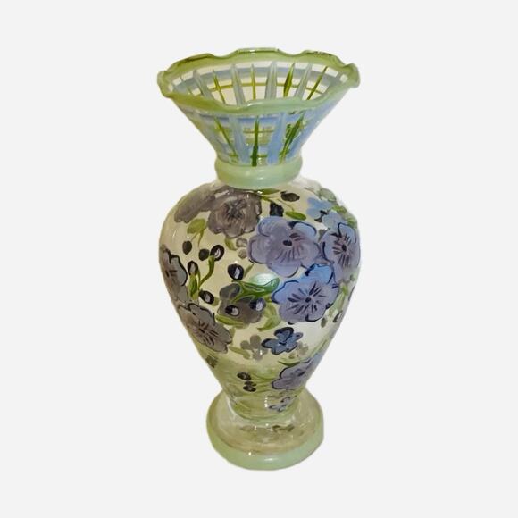 Vintage TRACY PORTER Hand-Painted Glass Bud Vase Purple Flowers Ruffled Rim 6.5” - Picture 2 of 10